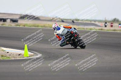 media/Apr-18-2025-TrackDaz (Fri) [[45f5874c44]]/C Group/Session 2 (Turn 10)/